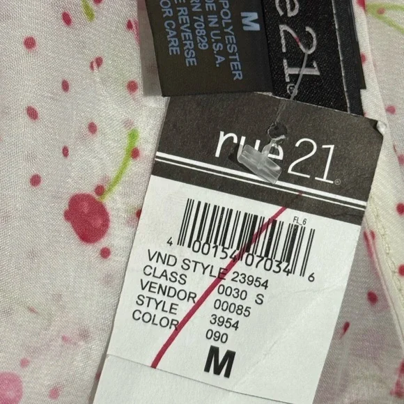 NWT Rue21 White and Red Cherry Blouse Relaxed… - Picture 6 of 6